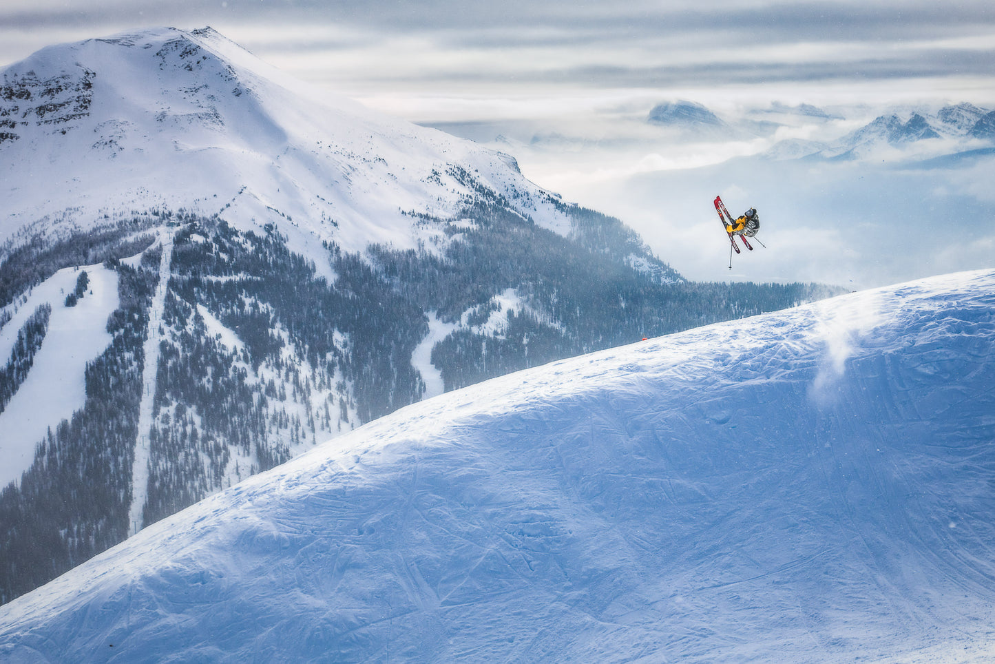 Lake Louise Windlip