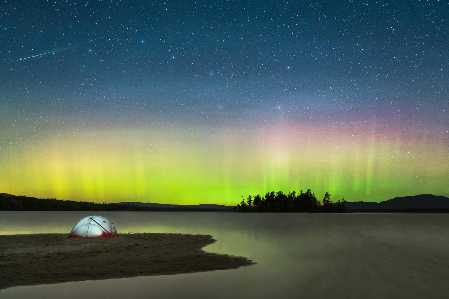Jo Mary Lake Aurora